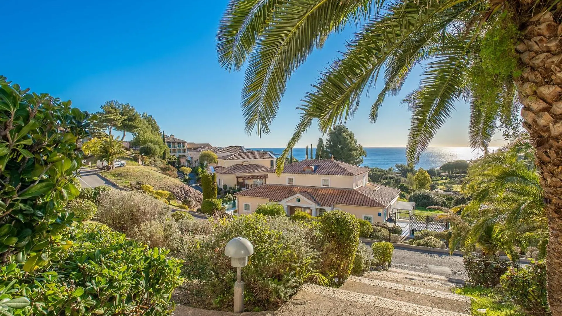 Apartment Village Cap Esterel - Le Village-81 By Interhome Saint-Raphaël
