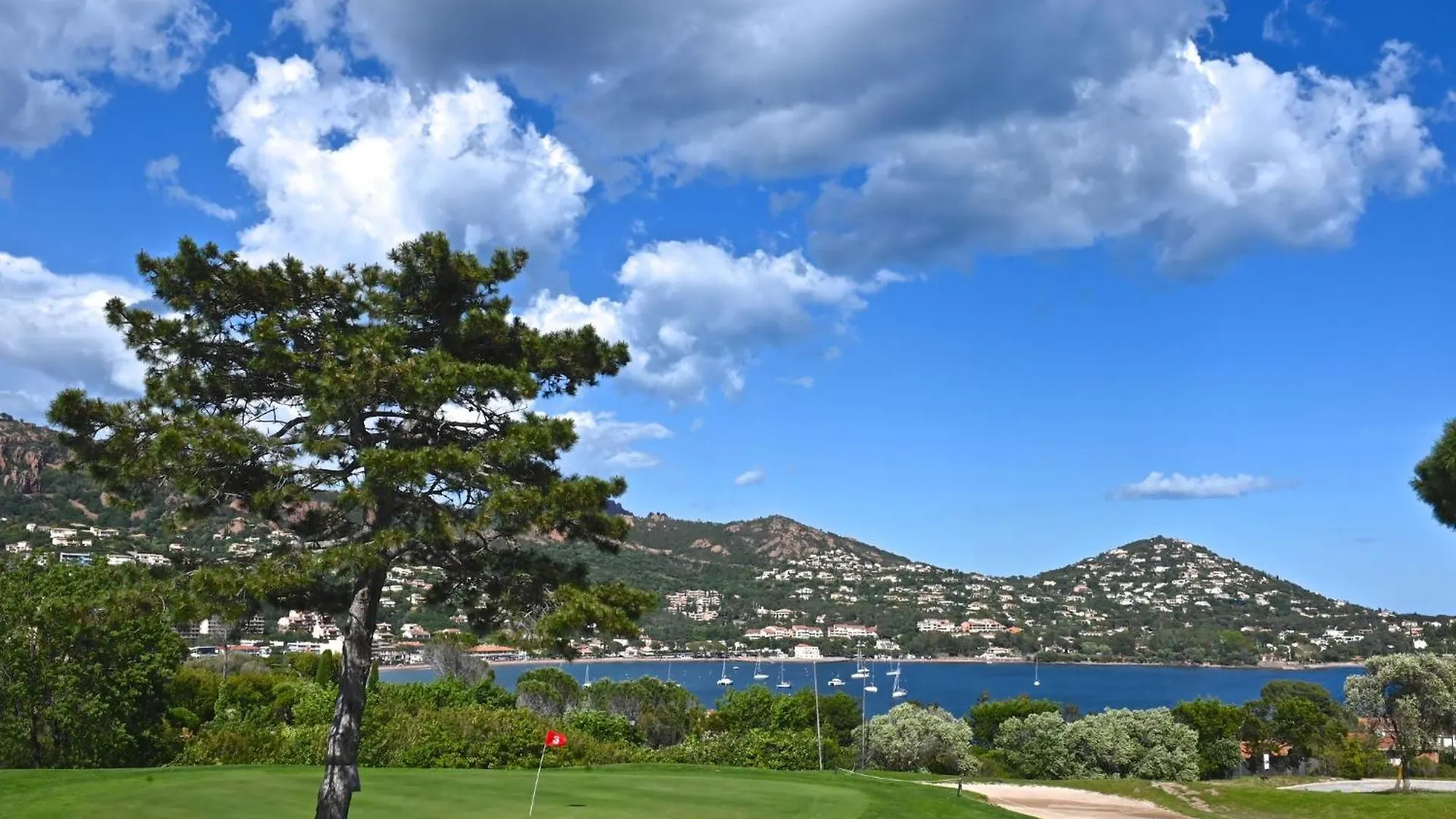 Apartment Village Cap Esterel - Le Village-81 By Interhome Saint-Raphaël