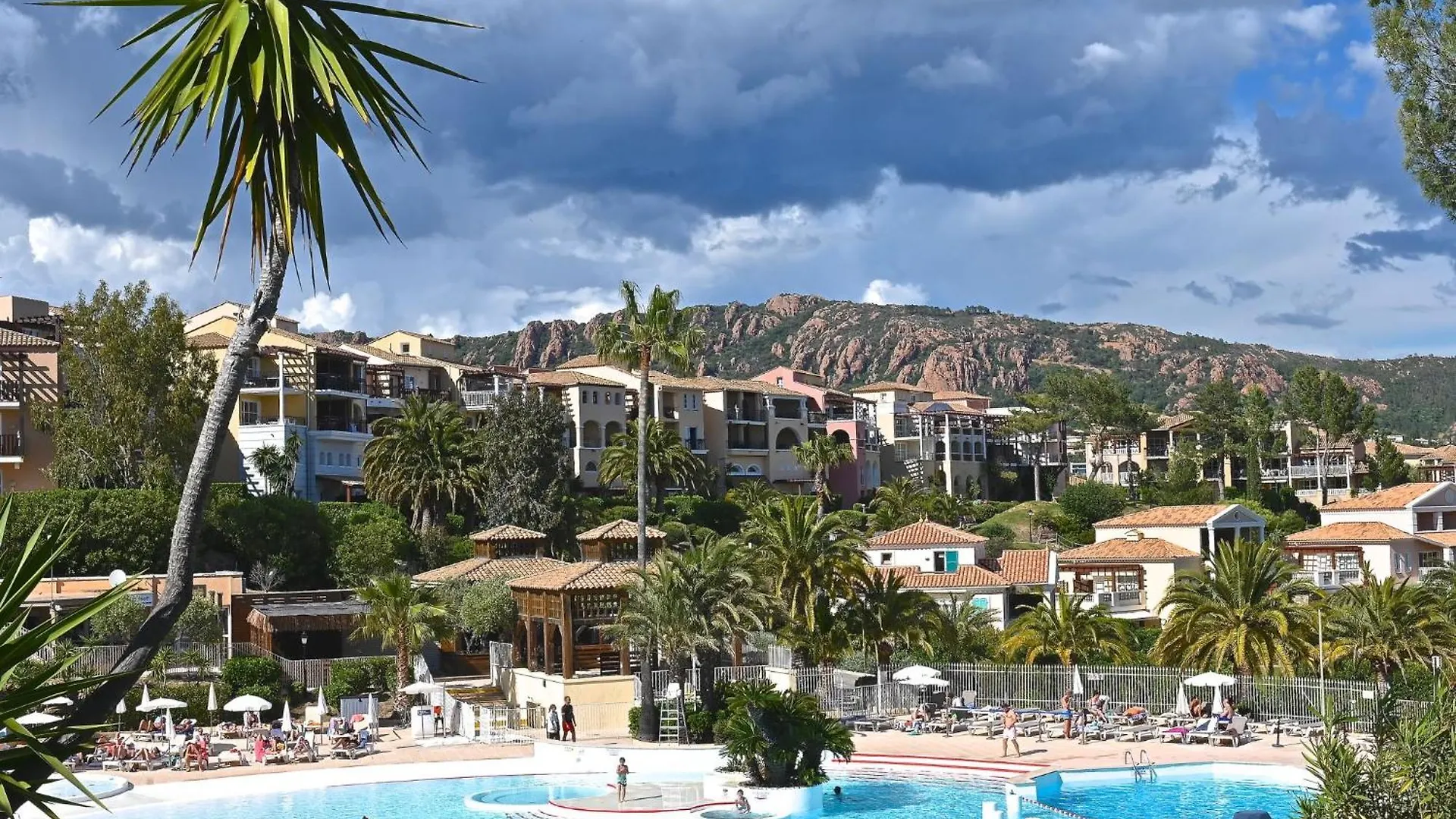 Apartment Village Cap Esterel - Le Village-81 By Interhome Saint-Raphaël