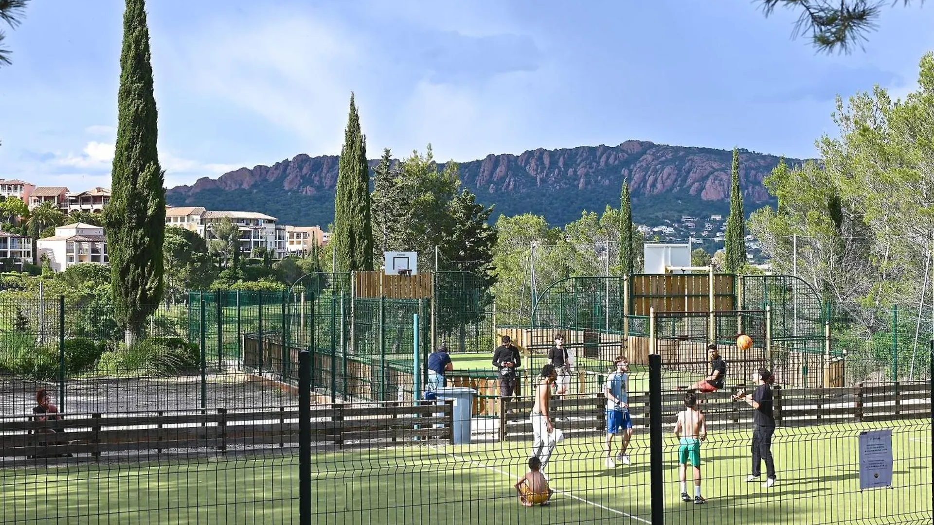 Apartment Village Cap Esterel - Le Village-81 By Interhome Saint-Raphaël